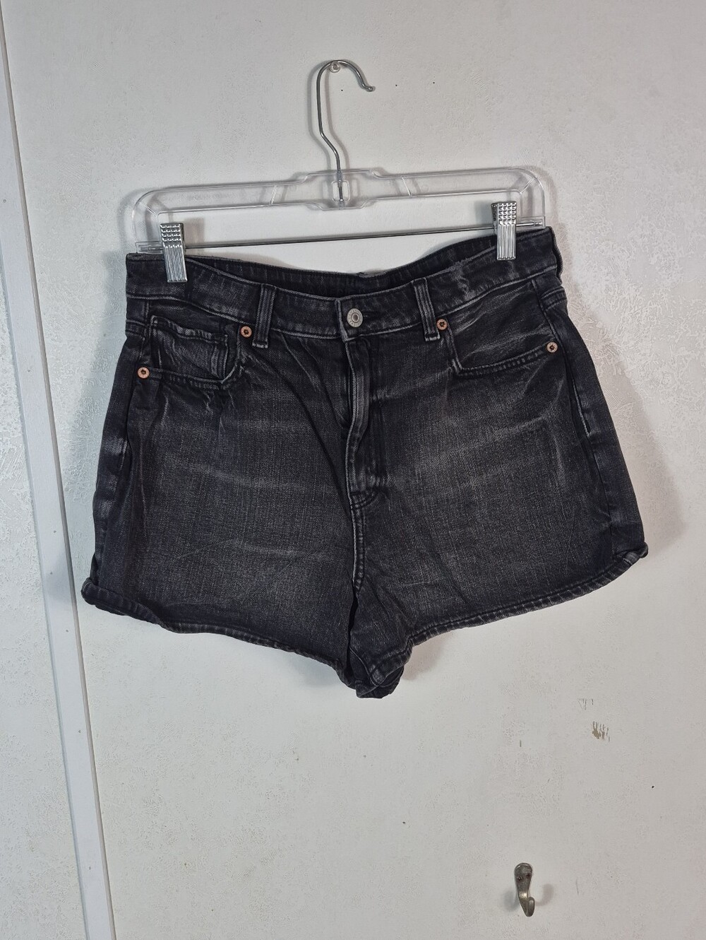 American Eagle Stigrid Mom Short Jean Shorts Charcoal Black 10